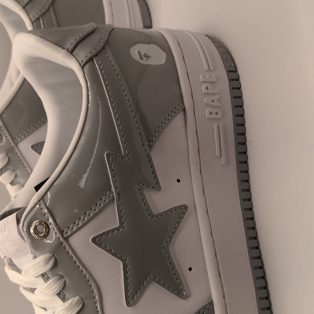 New A Bathing Ape Bapesta Men's Sneakers Light Grey Sz 12 - Picture 8 of 13